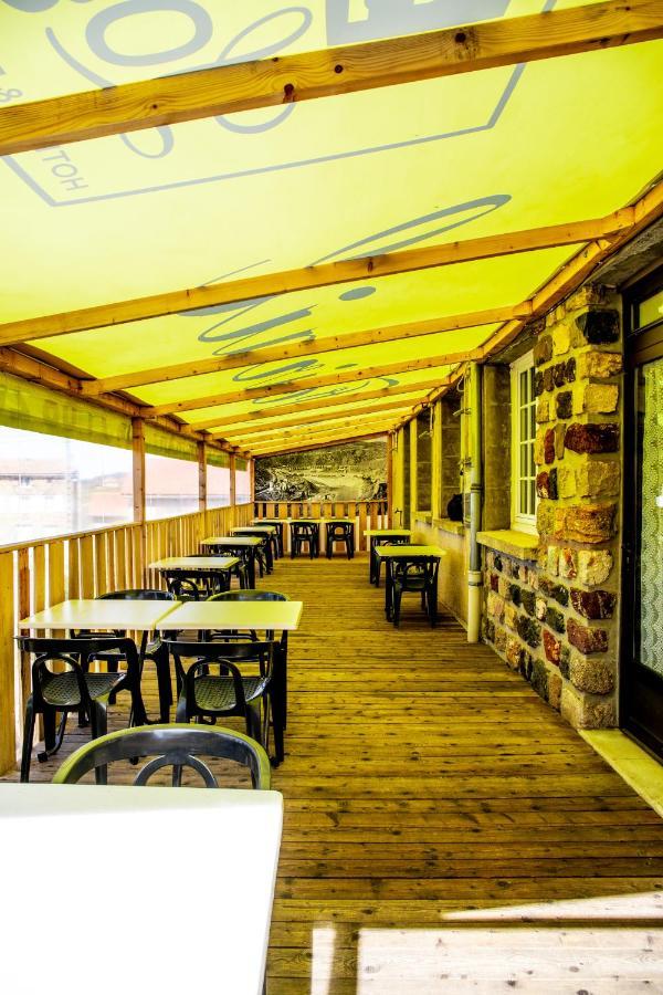 Hotel Restaurant Le Foirail Saint-Haon Exterior photo